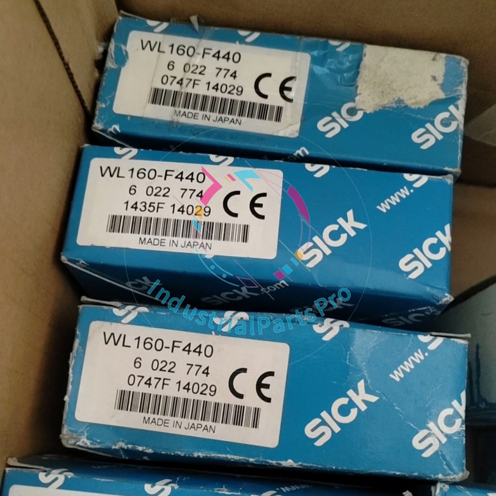 1PCS SICK WL160-F440 New in box Photoelectric Sensor Switch WL160F440