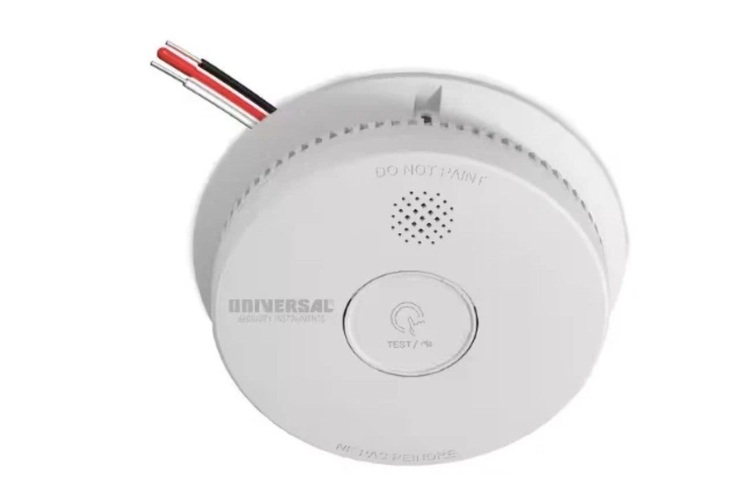USI Hardwired and 1-Year Battery Backup Smoke Detector with Photoelectric Sensor