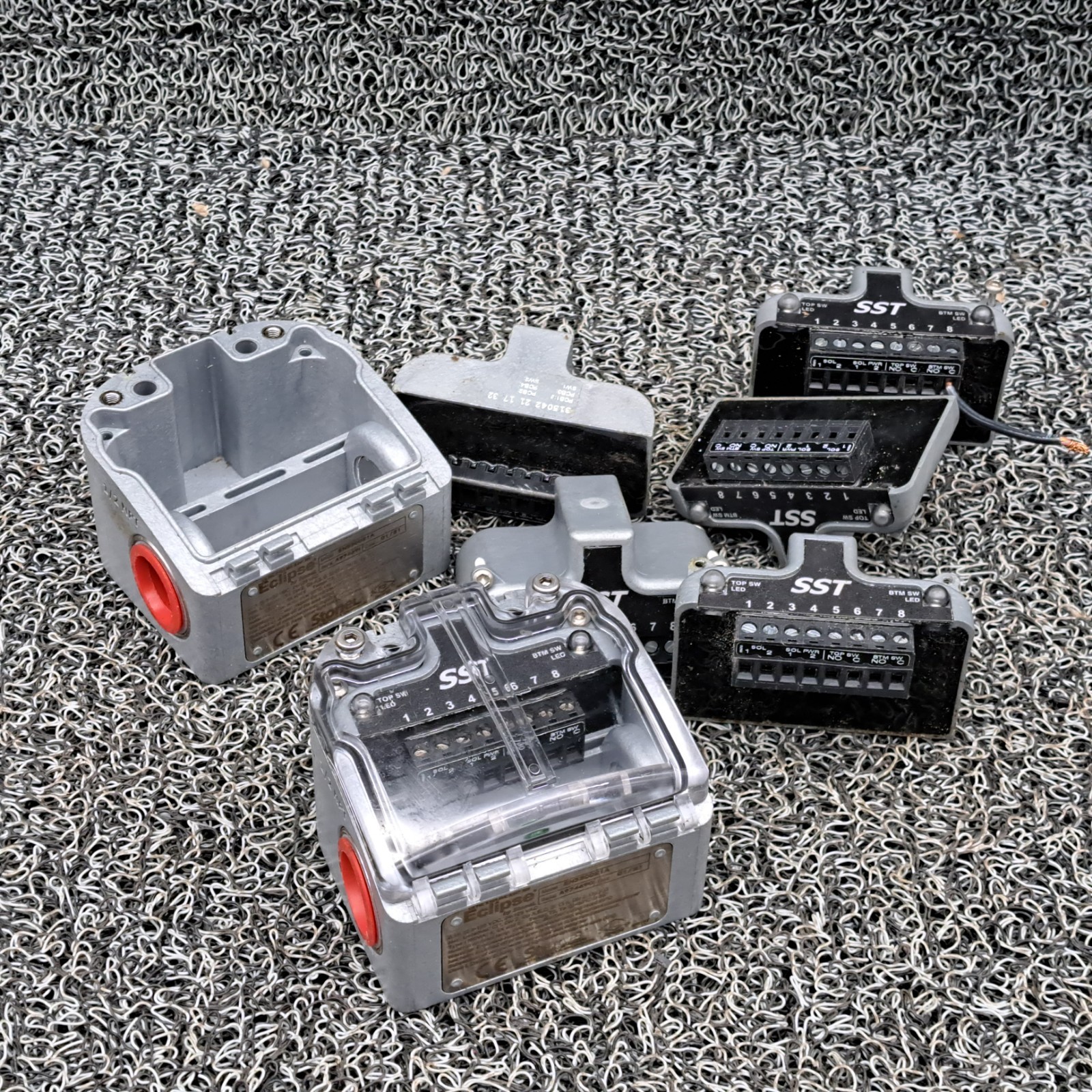StoneL Eclipse EN330021A / SST 316041 21 17 32 (LOT)