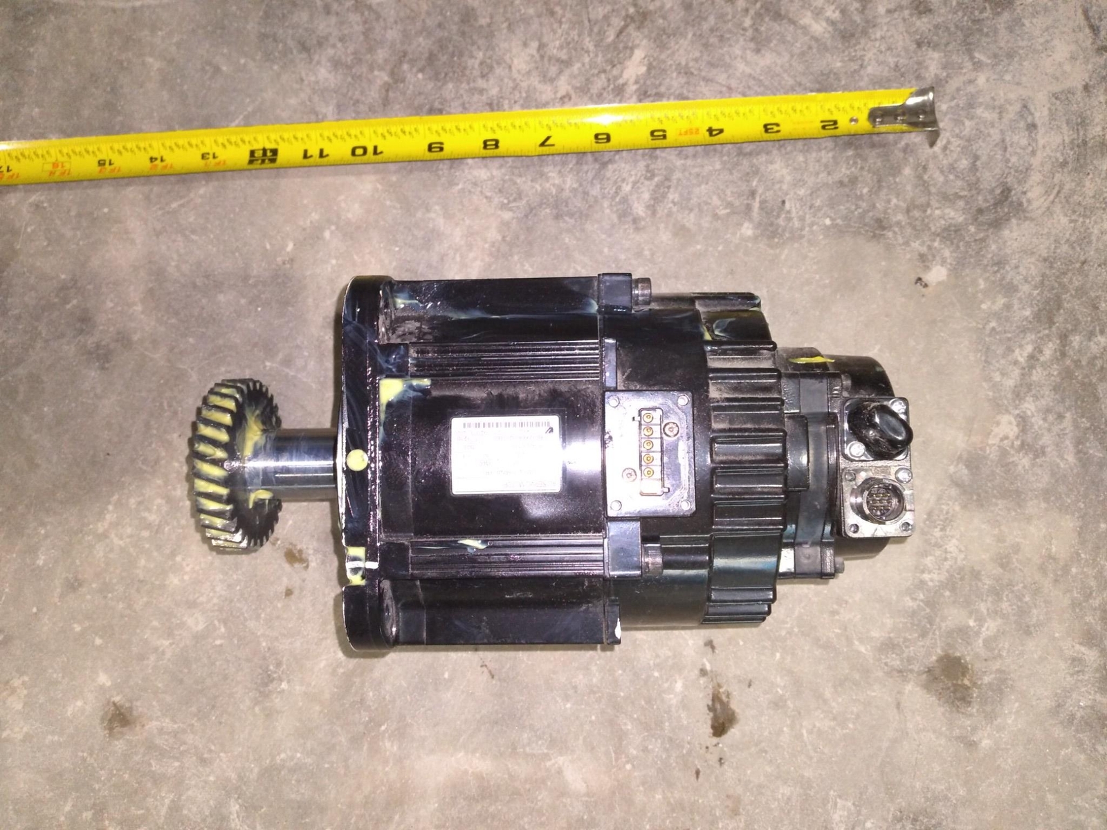 SGMRV-09ANA-YR11 0.85KW 5.7A 200V O/N R14223 110