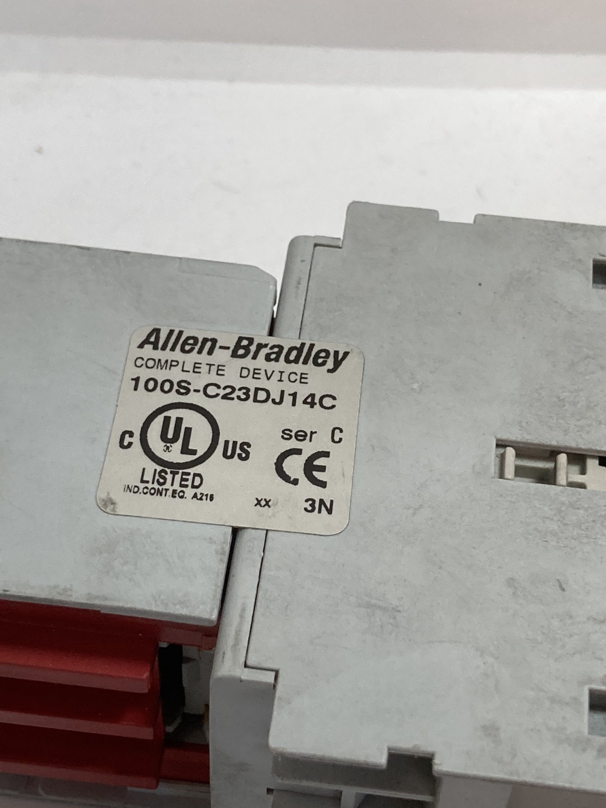 ALLEN BRADLEY 100S-C23DJ14C SAFETY CONTACTOR 3 POLE 690V 32A SERIES C