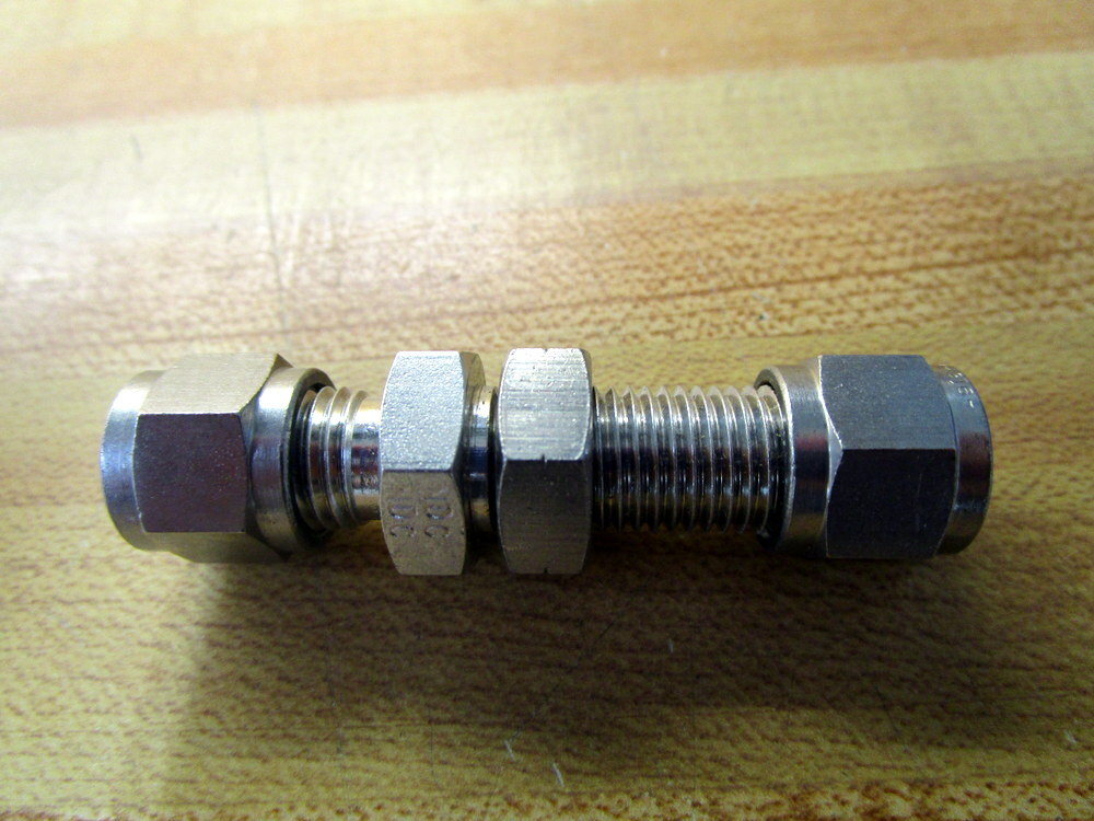 NDC 4065800 Bulkhead Union