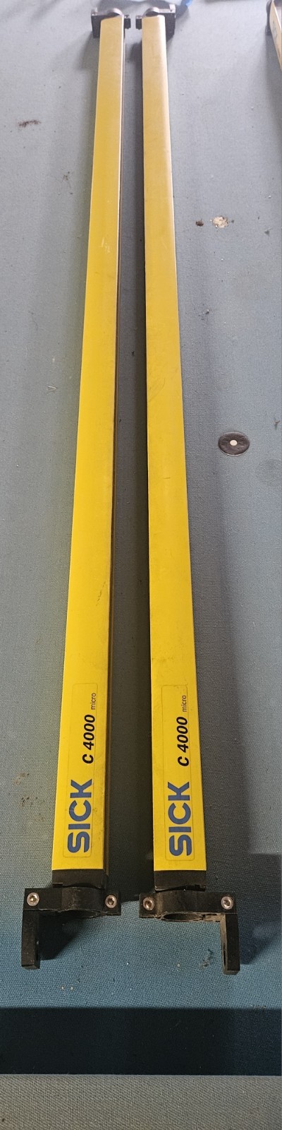 SICK C4000 C41E-1203AG300C41S-1203AA300 Safety Light Curtain Set Used.