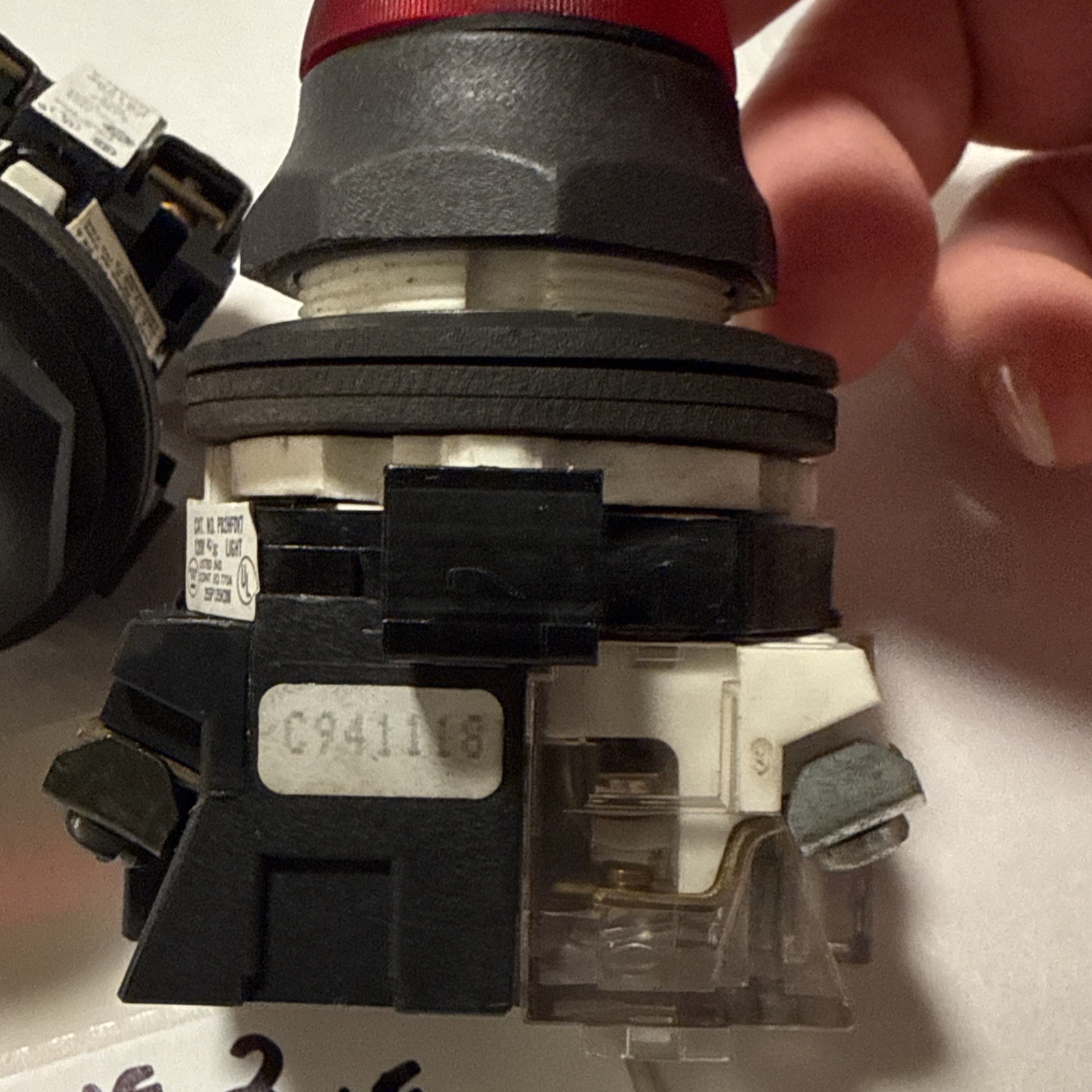 Lot of 2 Westinghouse PB2HF0V7 120V Red Pilot Lights PB1V0P 1 w/ PB1A Contact