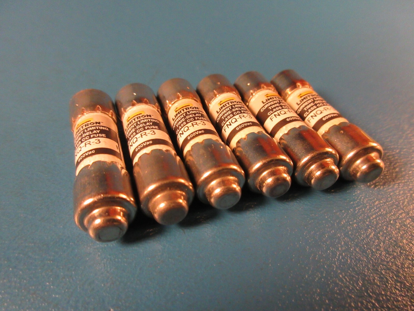 LOT OF 6 BUSSMANN LIMITRON FNQ-R-3, FUSES, 600VAC, 3 AMP