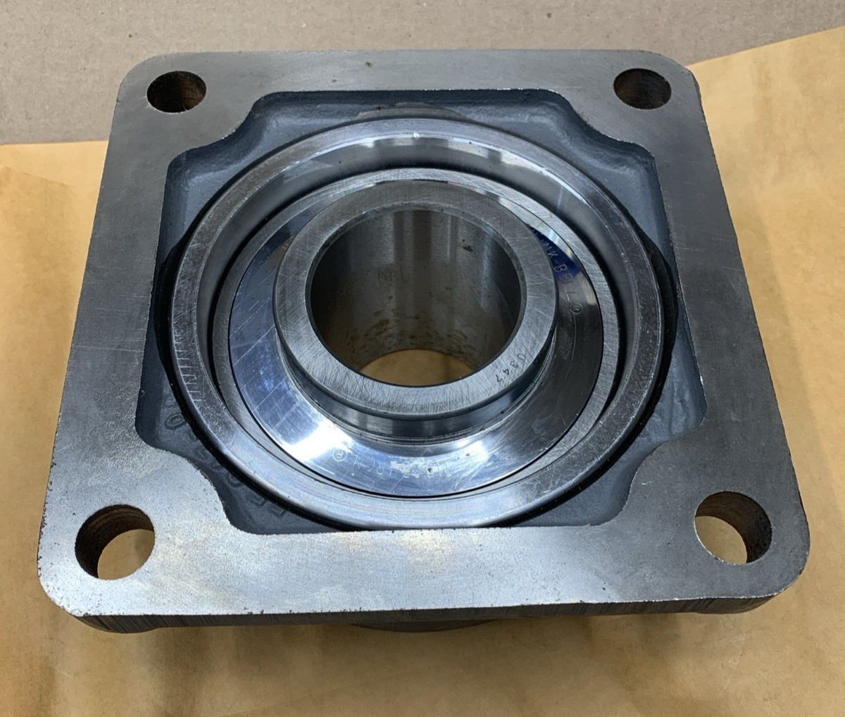 LINK BELT FE-U347 FLANGE BLOCK BALL ROLLER BEARING 2-15/16″ BORE **NEW**