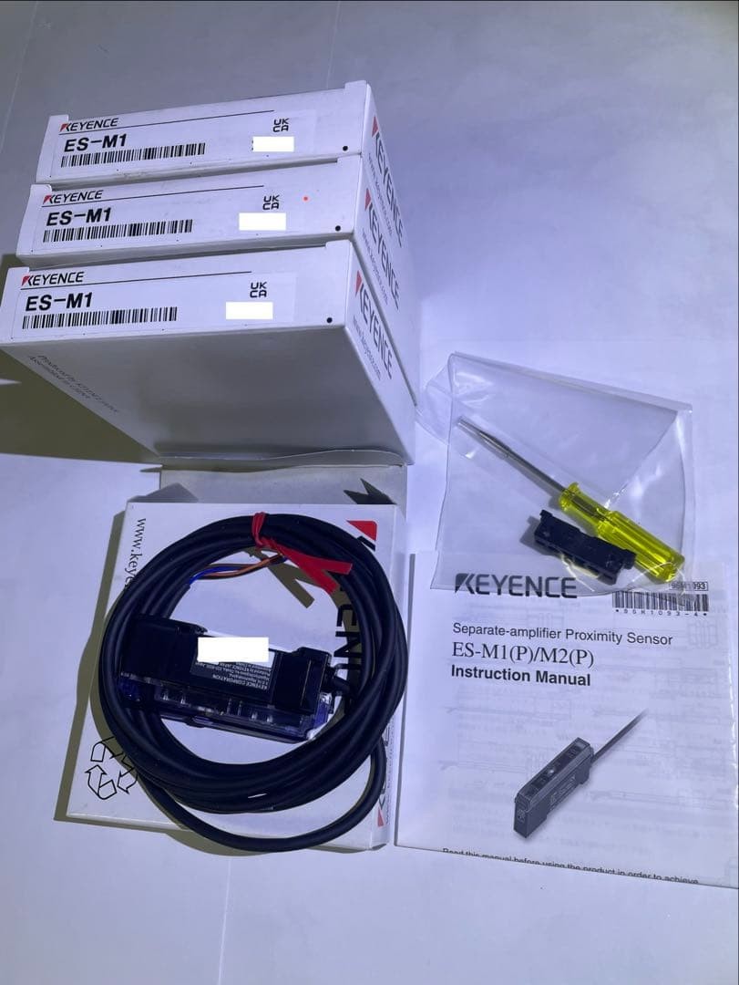 KEYENCE ES-M1 New Unused 4-Piece Set