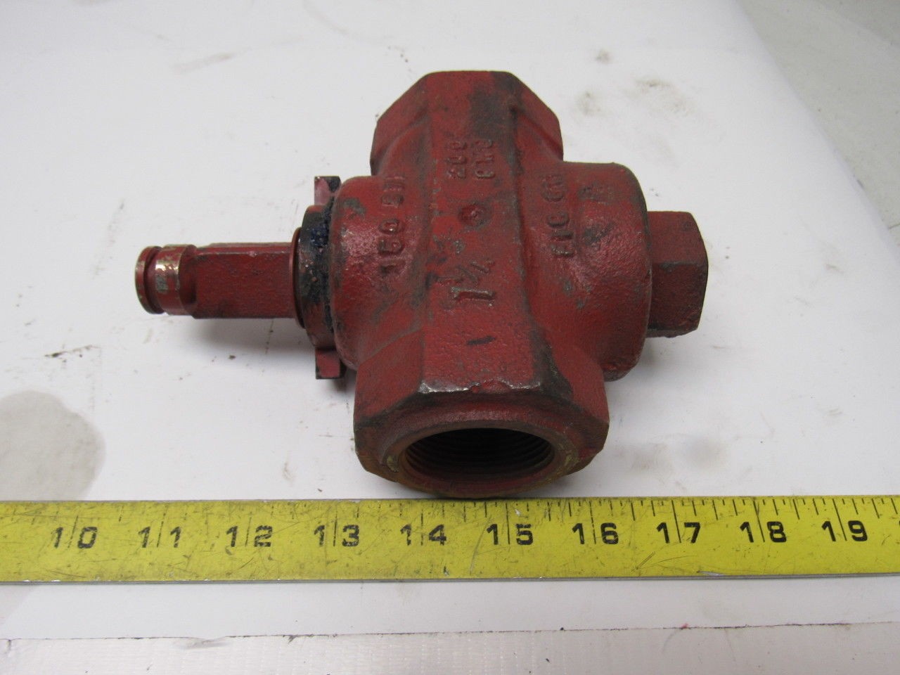 Homestead Fig 611 1-1/2″ NFPT Lubricated Valve 150 SWP 200 OWG