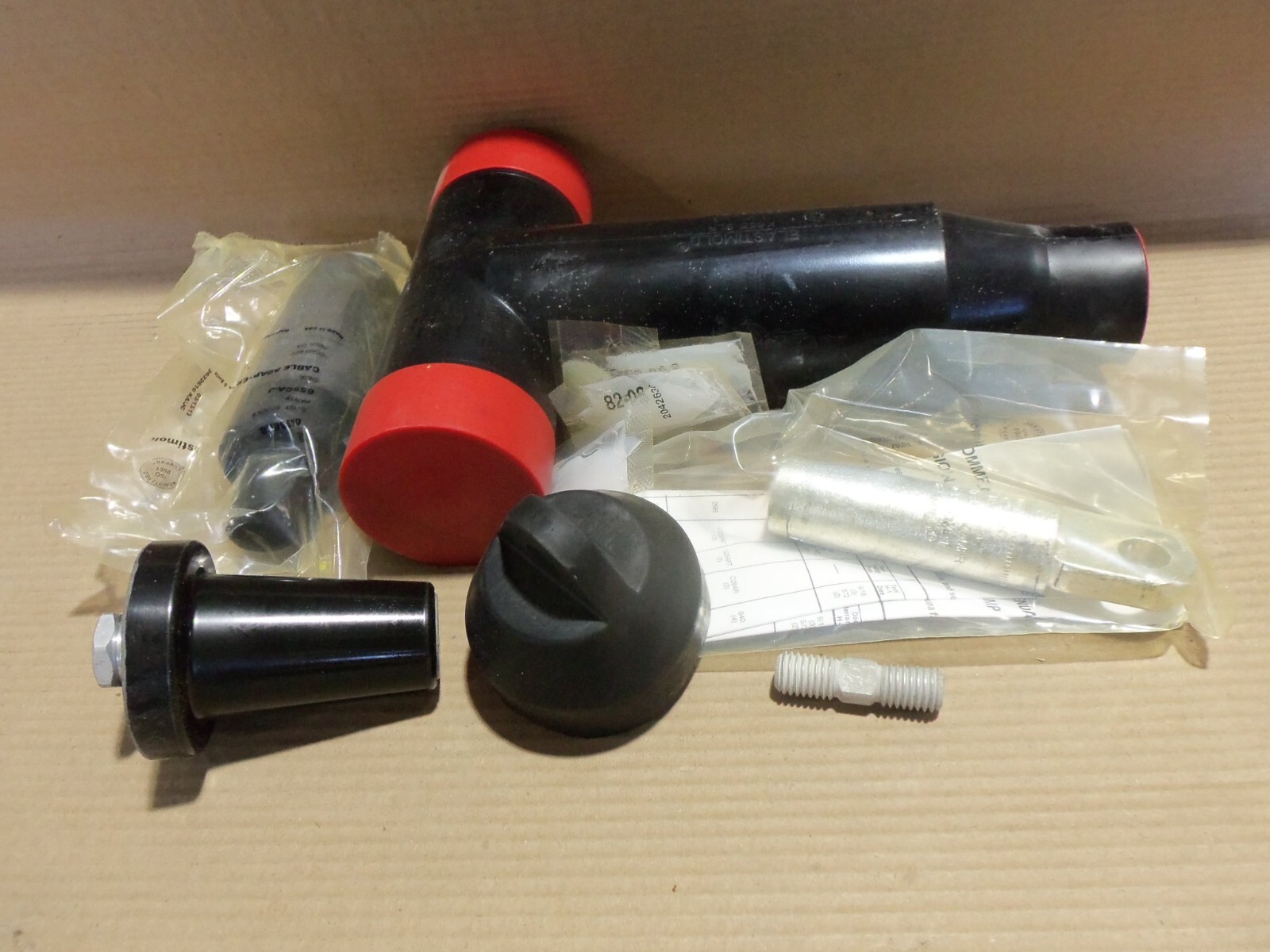 NEW T&B EALSTIMOLD K655LRJ0330-SG3 ELBOW CONNECTOR