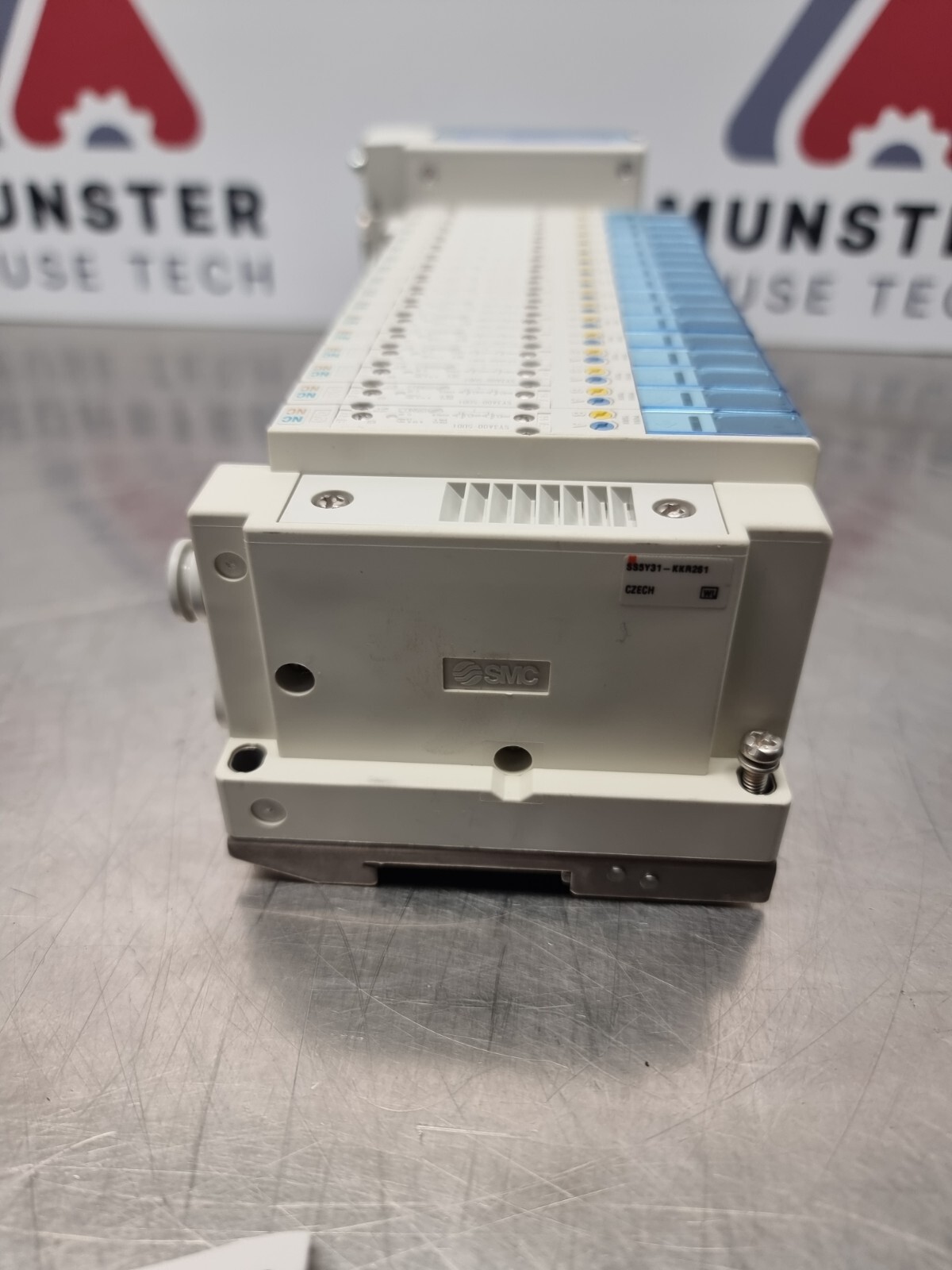 SMC EX260-SPR5 Profibus Module c/w 16 no. SY3A00-5UD1 Modules