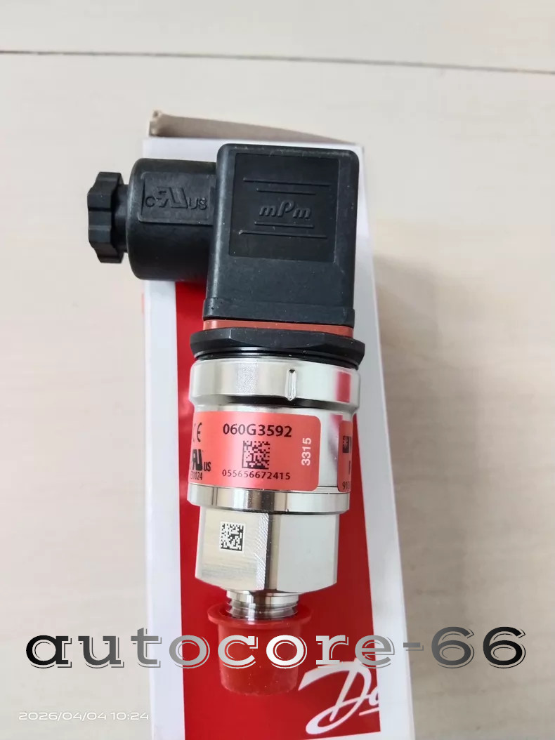1PC NEW Danfoss AKS3050 Pressure Sensor 060G3592 Fast shipping One-year warranty