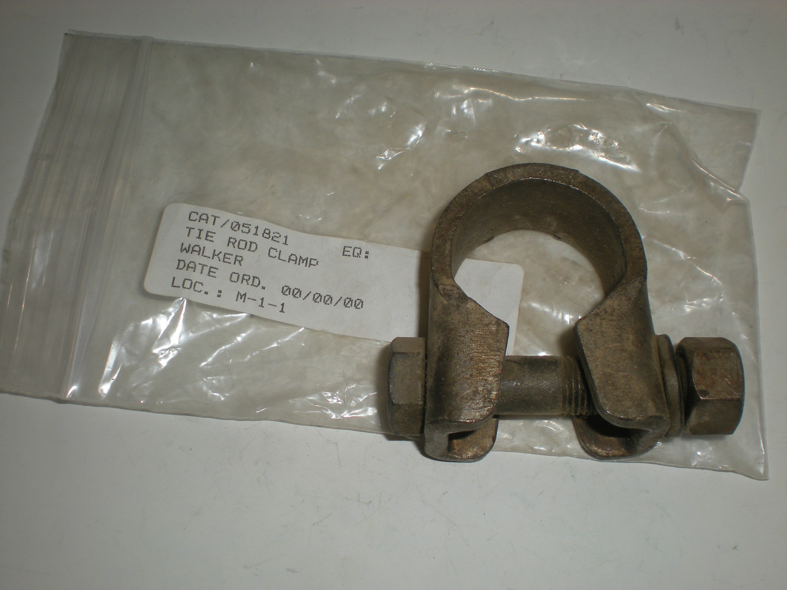 CATERPILLAR / WALKER 051821 TIE ROD CLAMP NEW