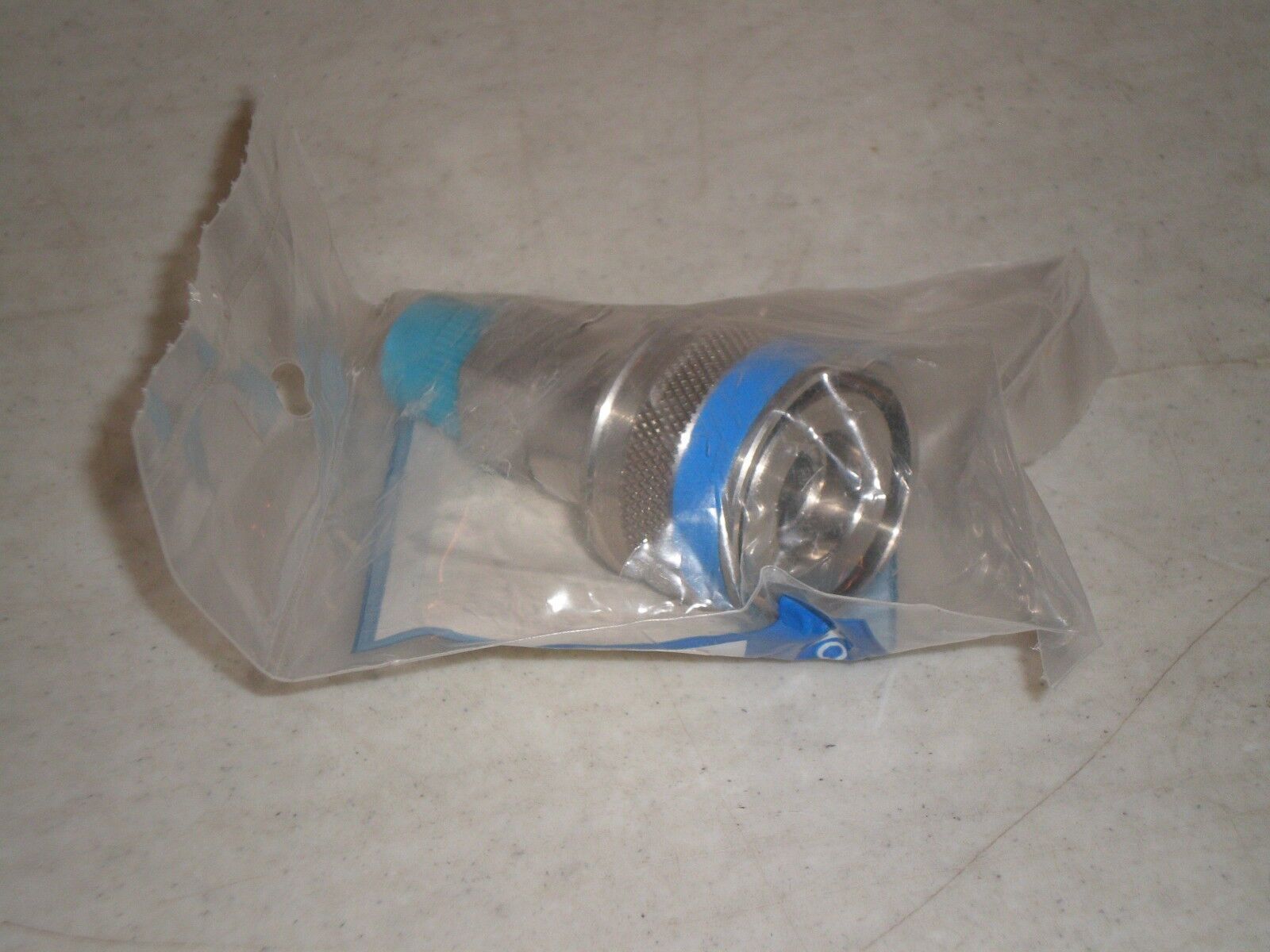New! Swagelok SS-QC6-B-4PMK5 Stainless Steel Body Quick Connector 1/4″ ML