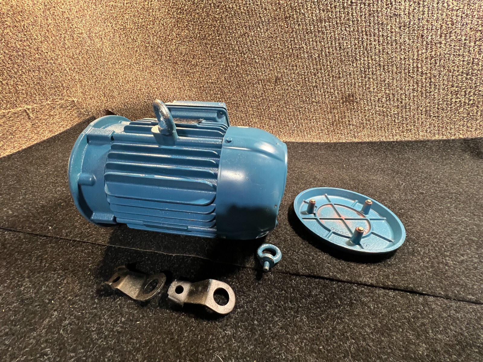 WEG 00318ET3ER182TC-W22 Motor 3hp 230-460v 3ph Frame 182TC W22 Severe Duty Motor