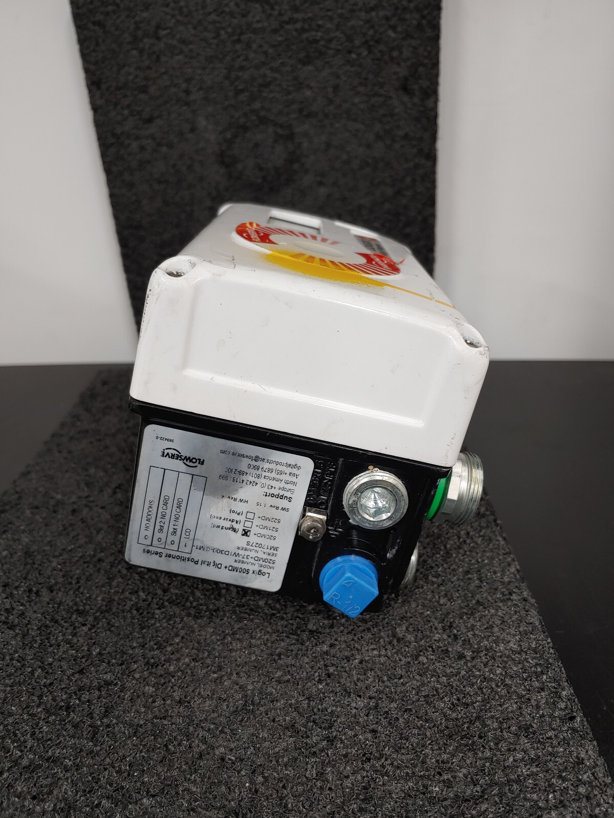 FLOWSERVE Logix 500MD+ Digital Positioner Series 520MD+37-W1D300-GM1-1000