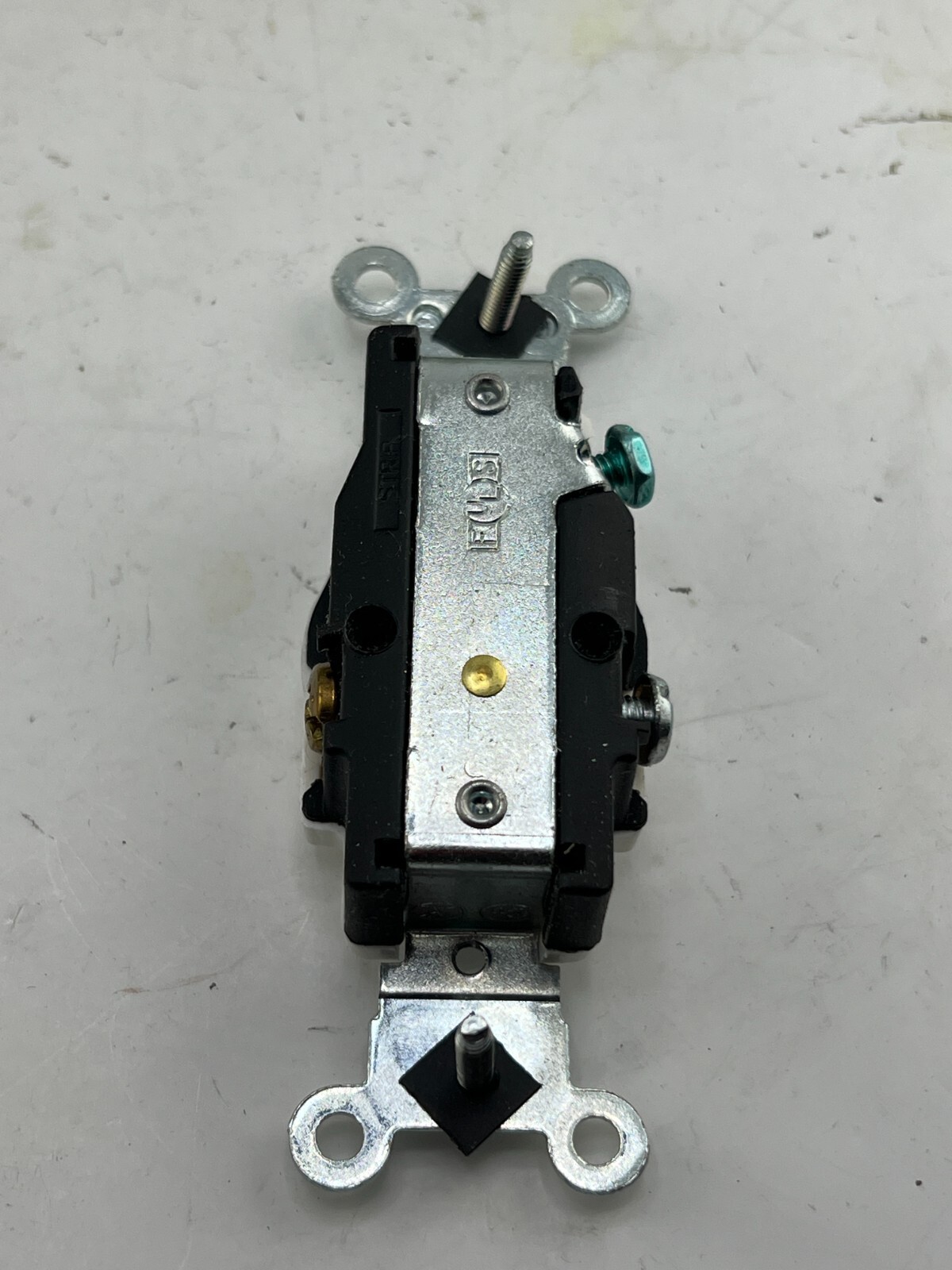 Leviton Genuine OEM 5361-W Receptacle outlet, Single White 20A/125V (White)