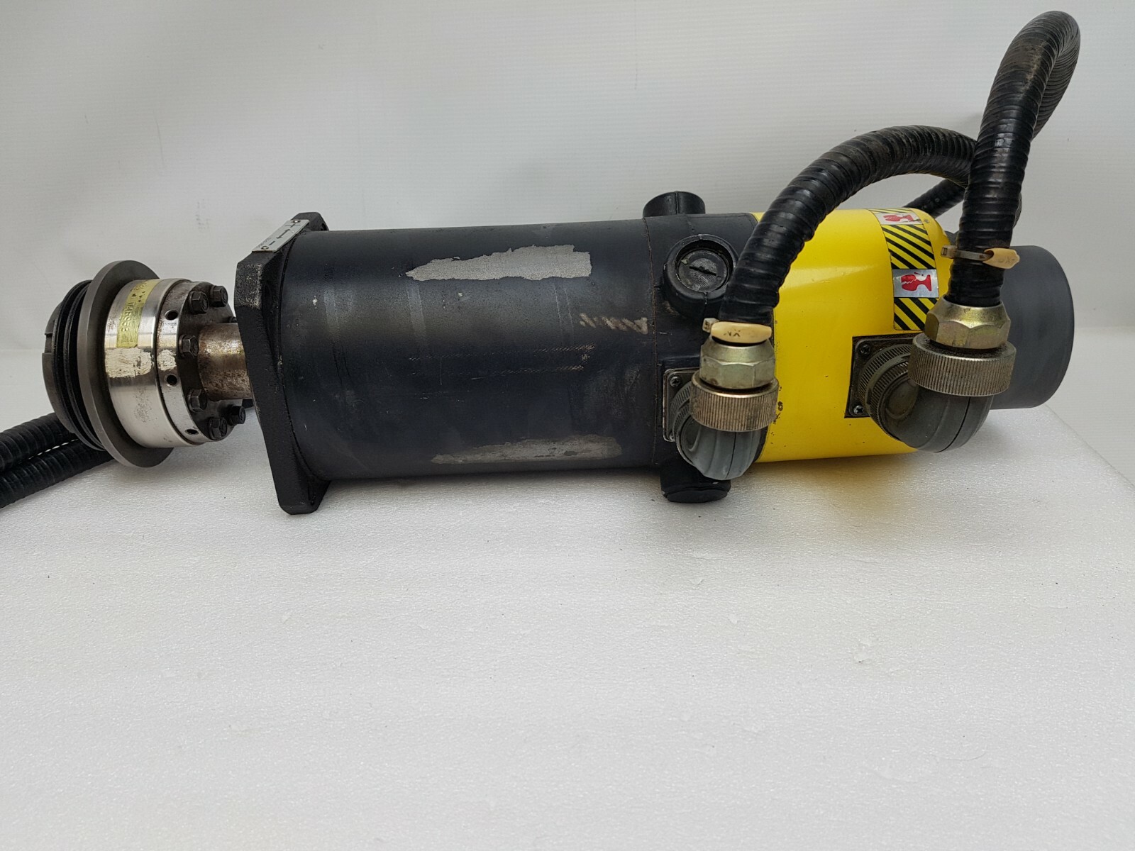 FANUC SERVO MOTOR MODEL 5M A06B-0642-B005, SIEMENS 6FX2001-2CC50