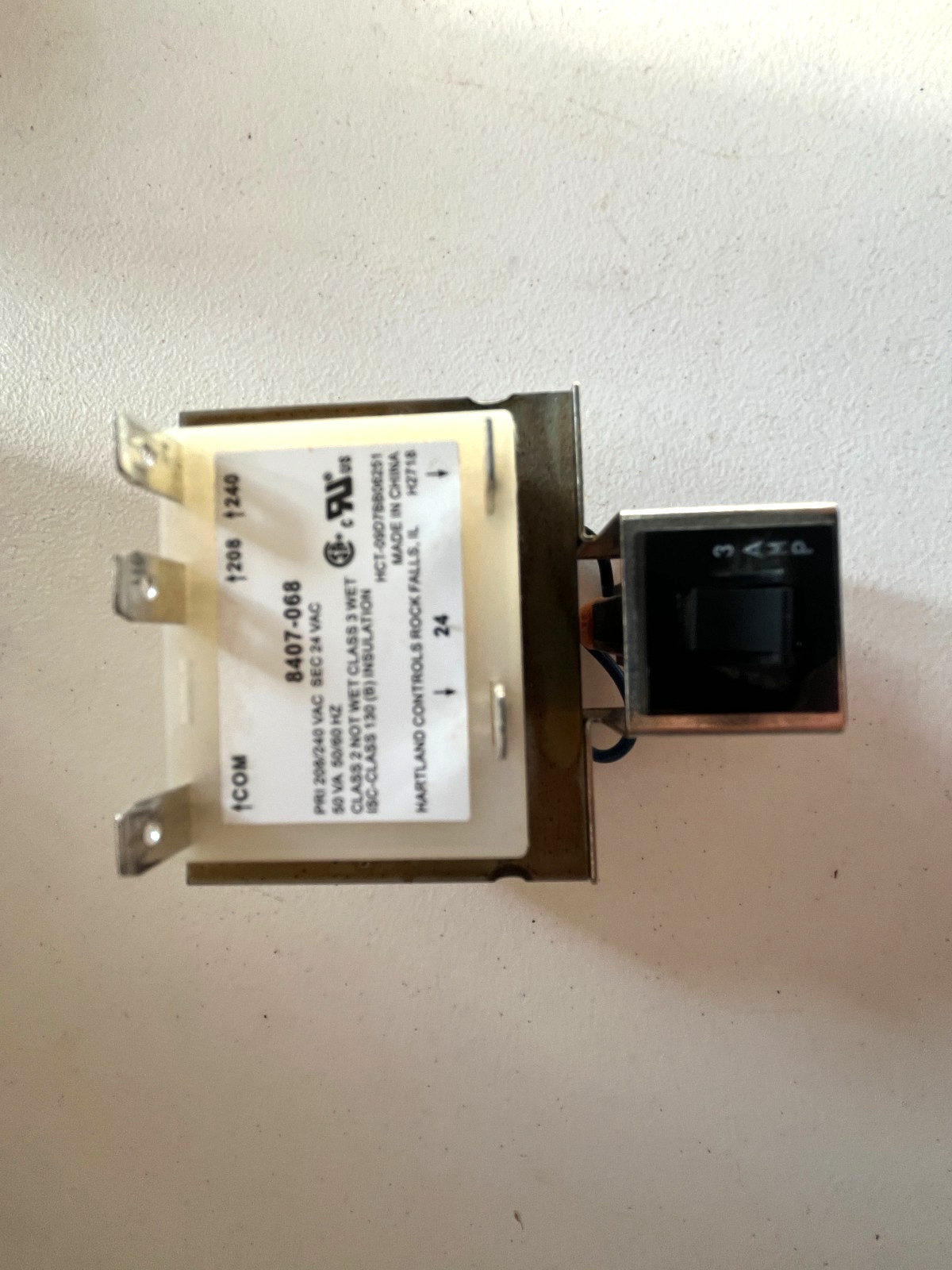 OEM Bard HVAC 8407-068 Transformer 208/240-24 50VA