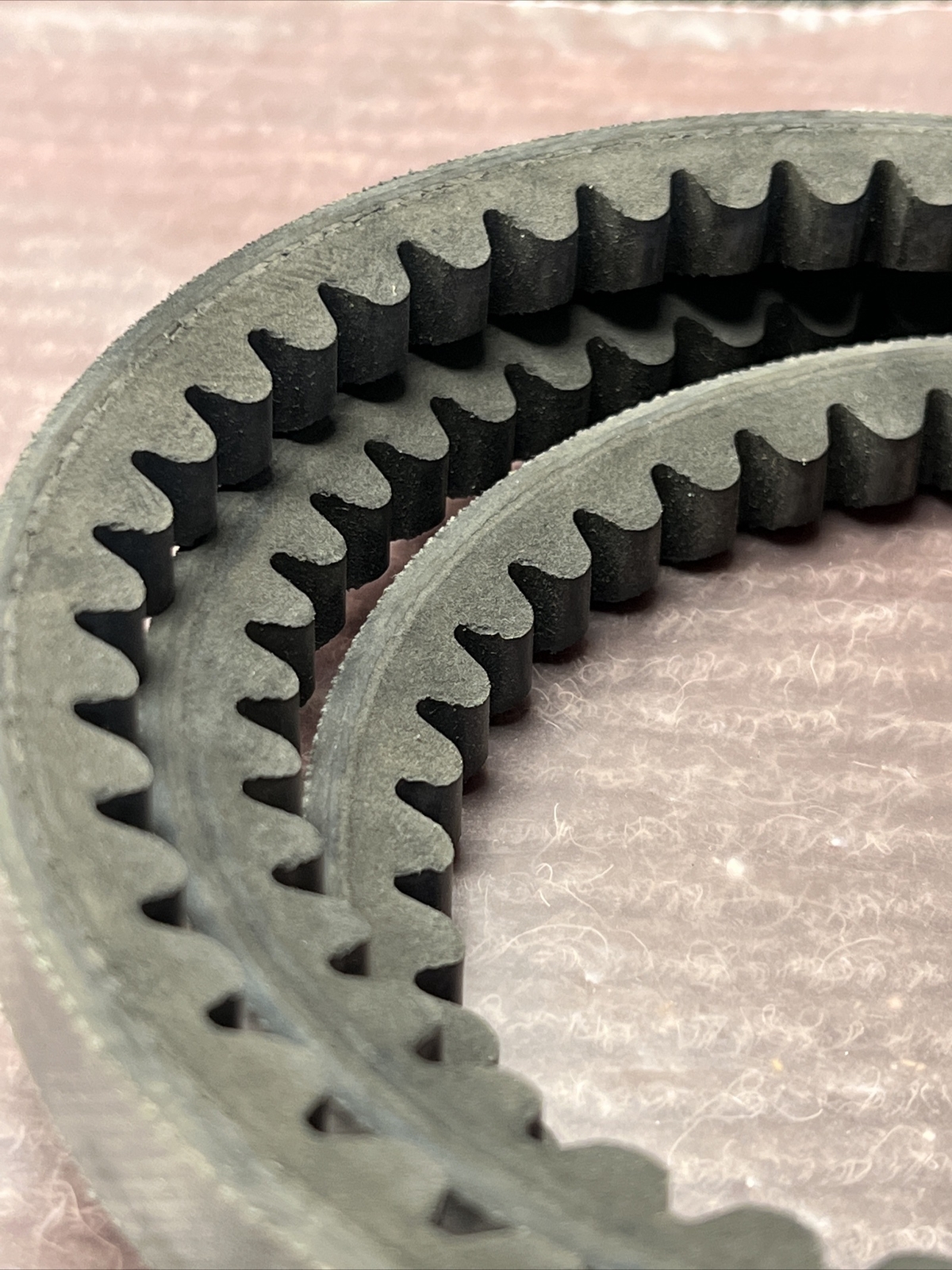 NOS Continental – 5VX560 HY-T WEDGE V-BELT