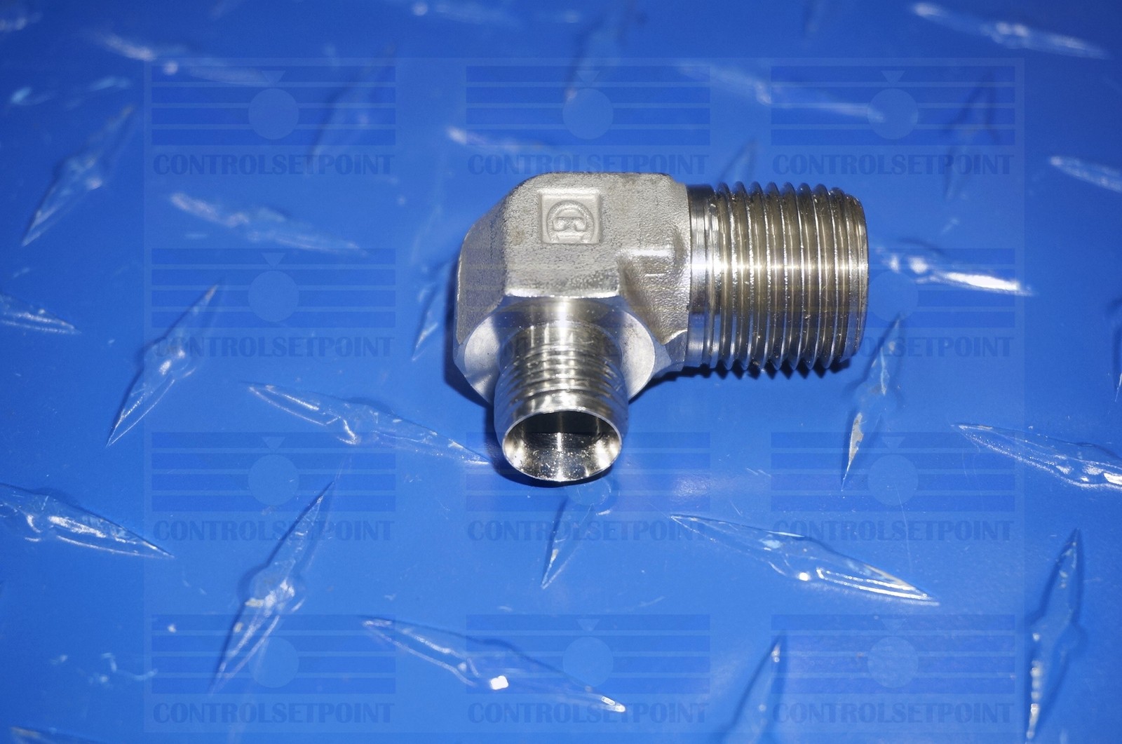 HY-LOK 3/8″ TUBE TO 1/2″ NPT ELBOW MALE TO MALE 316 SST CLMA6-8N-S316