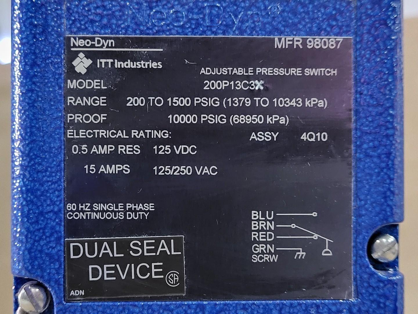 ITT Industries 200-1500 psig Adjustable Pressure Switch 200P13C3