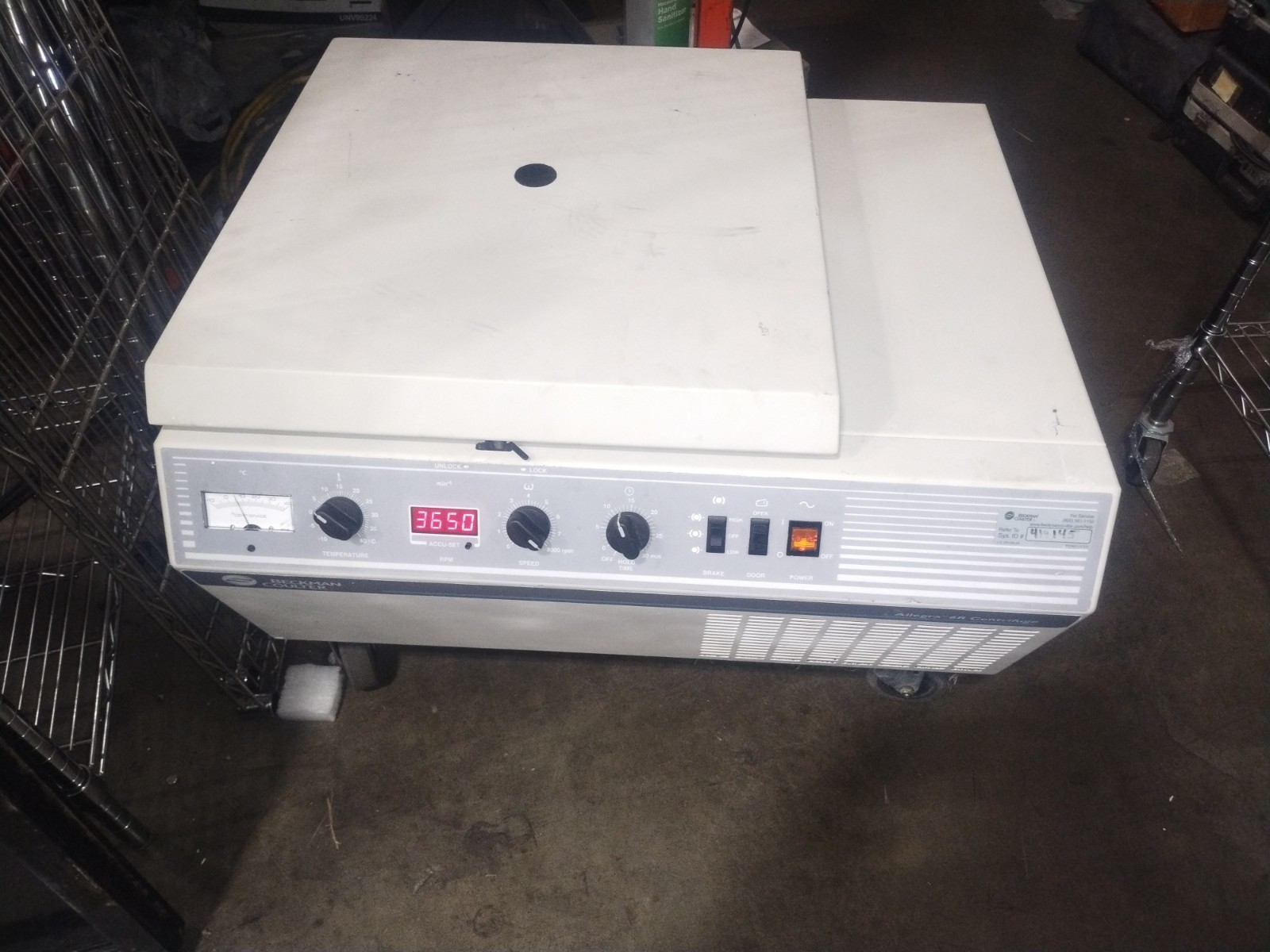 Beckman Coulter Allegra 6 Centrifuge w/ GH3.8 Swinging Bucket Rotor.