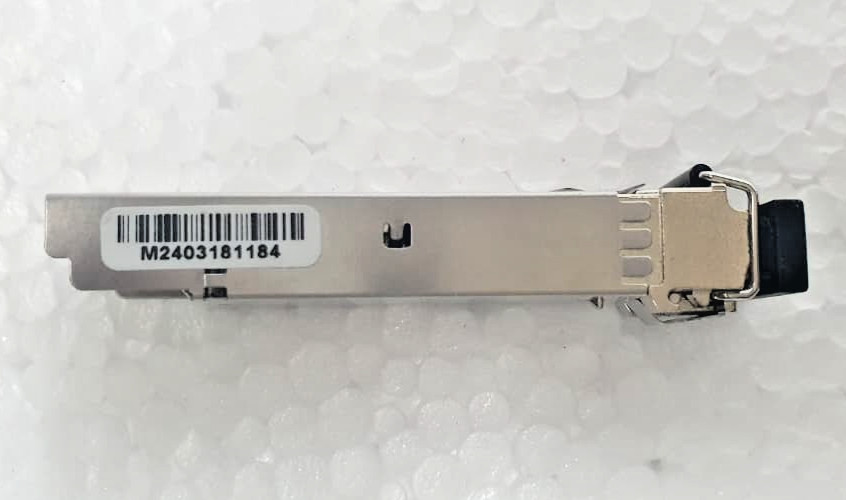 Perle SR-100-SFP Din Rail Media Converter 05091280