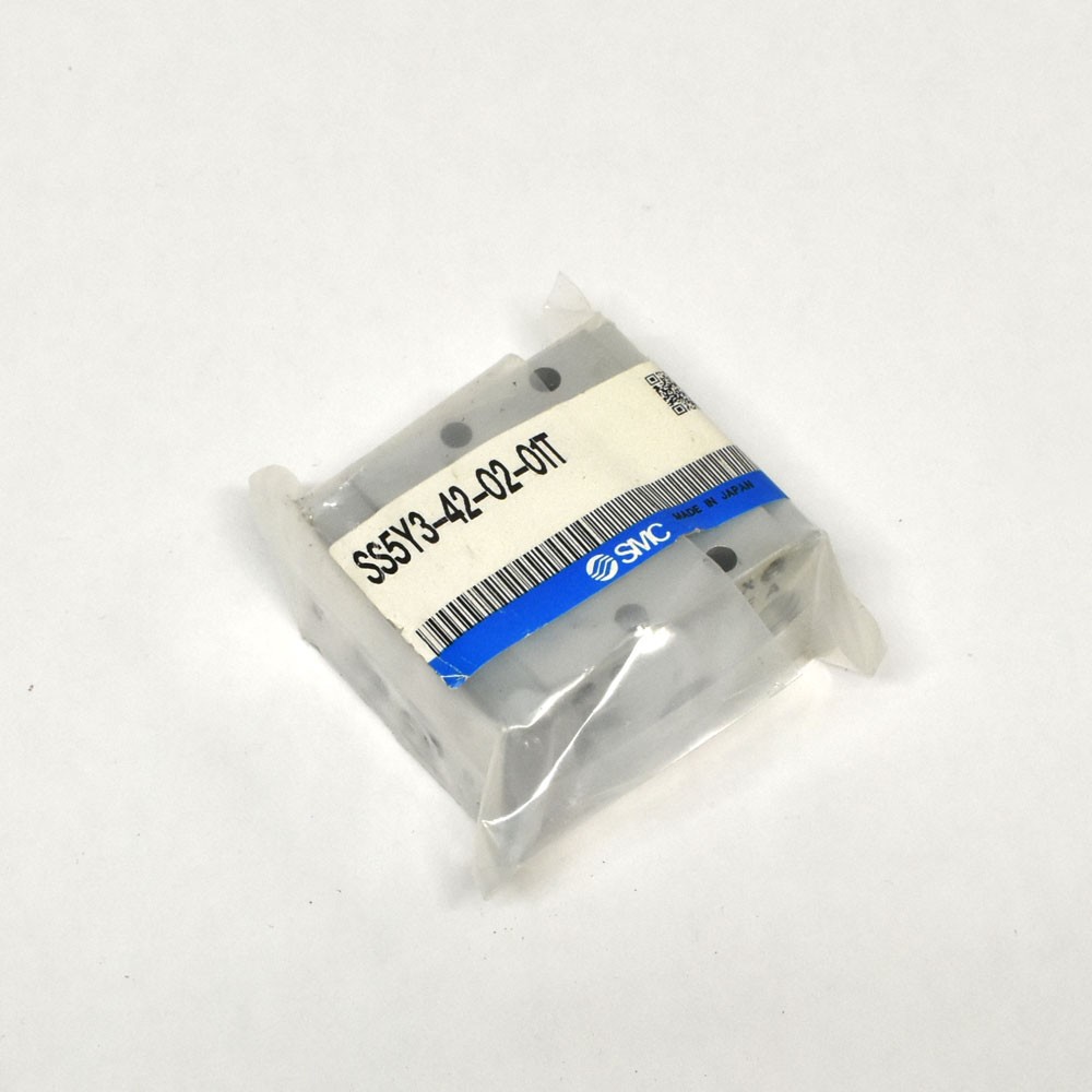 NEW SMC SS5Y3-42-02-01T Bar Stock Manifold, 5-Port, 1/8in NPTF, 2 Stations