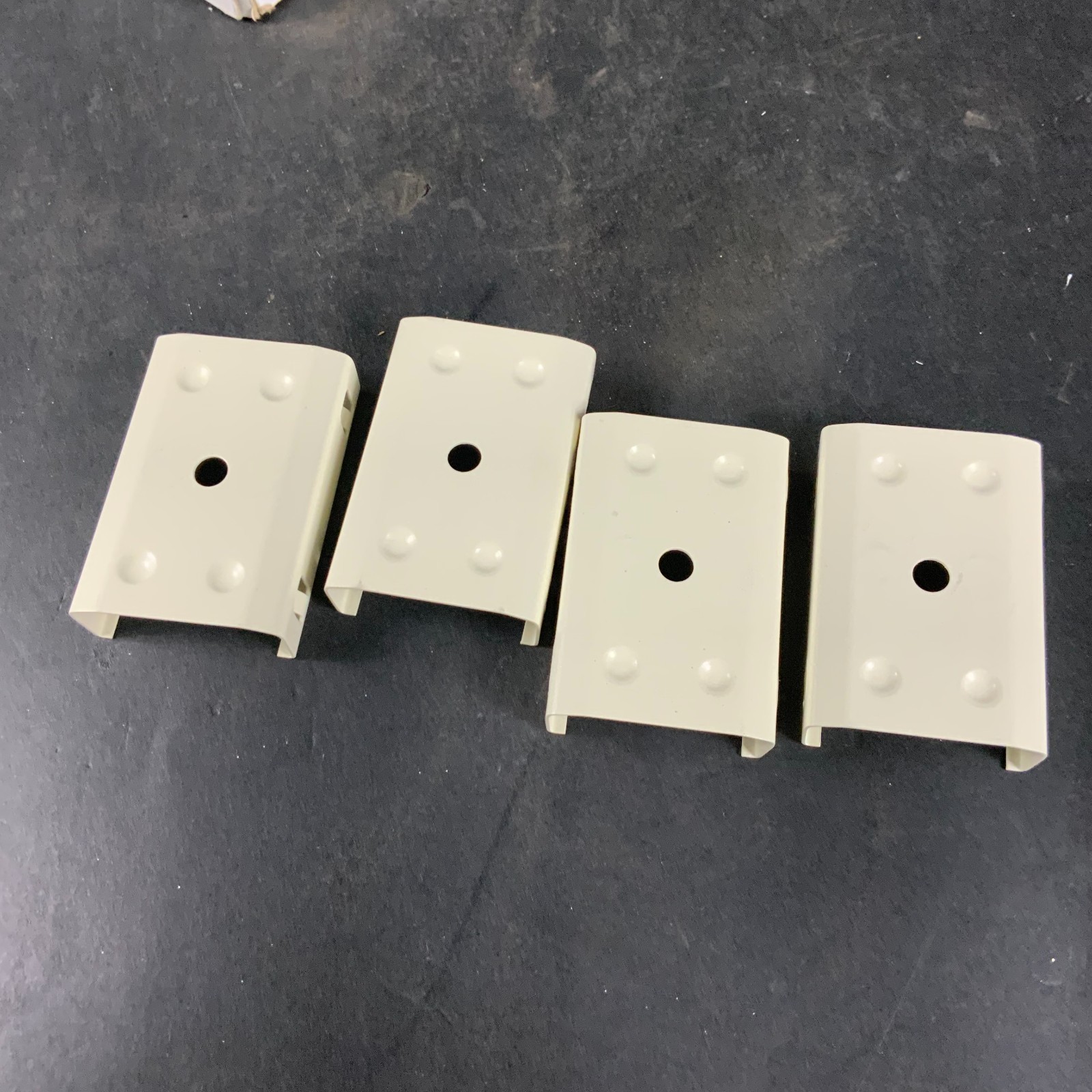 WIREMOLD V2003 STEEL SUPPORTING CLIP – LOT OF 10 ($10 OBO)