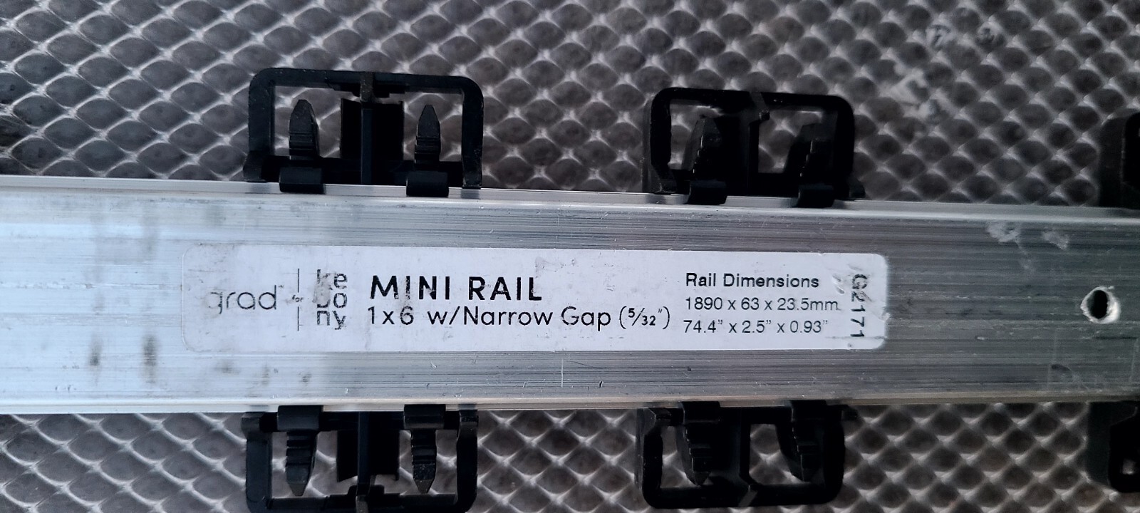 (24 pcs) KEBONY Narrow Gap Mini Rails 1 x 6, G2171