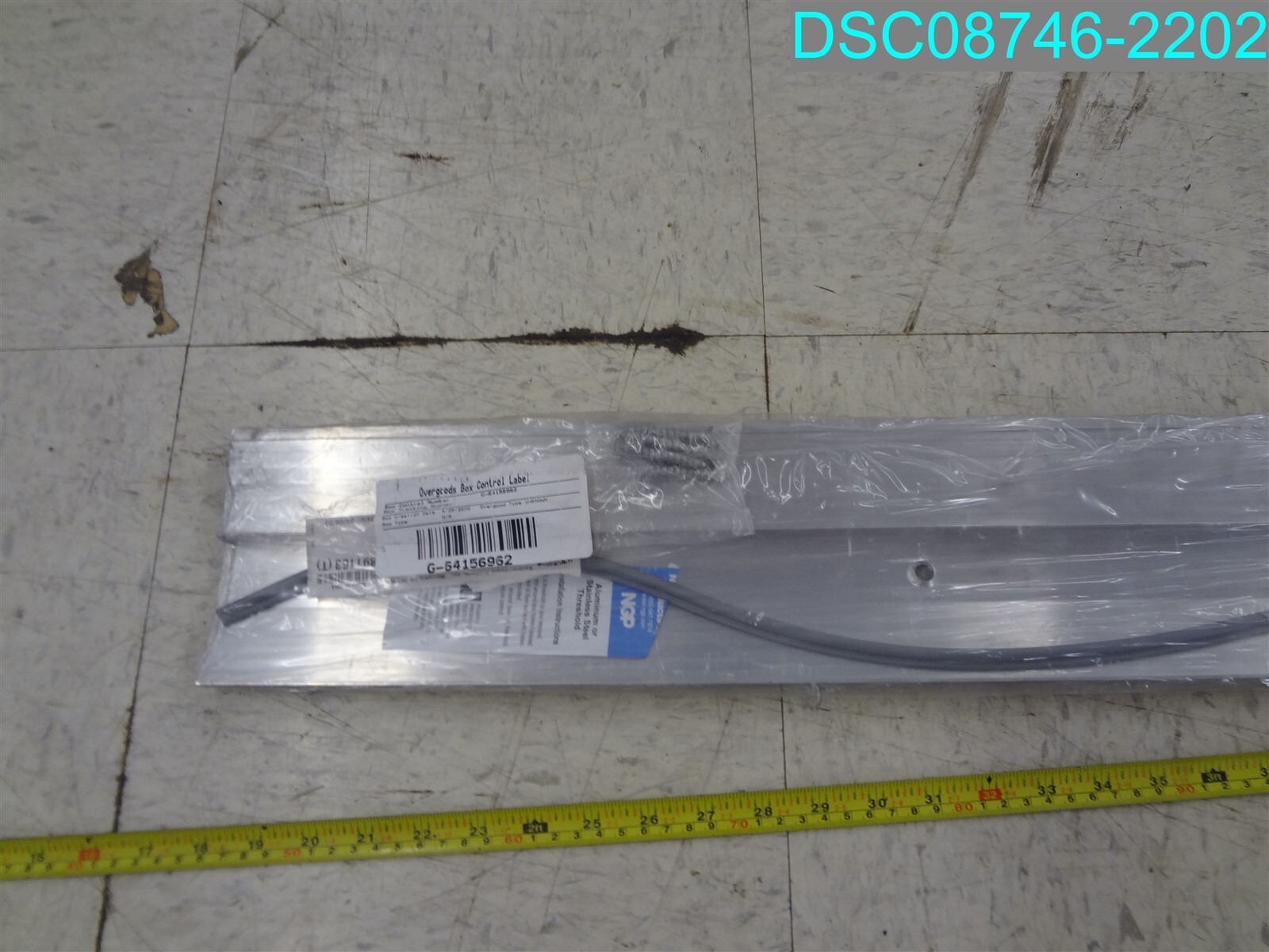 NGP National Guard 950V Aluminum Bumper Threshold with Vinyl Seal 1/4″ x 1-3/4″