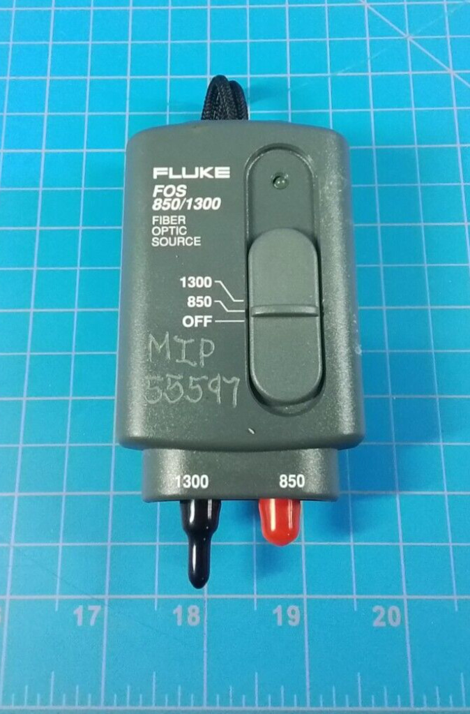 Fluke FOS850/1300 Fiber Optic Combined Sources