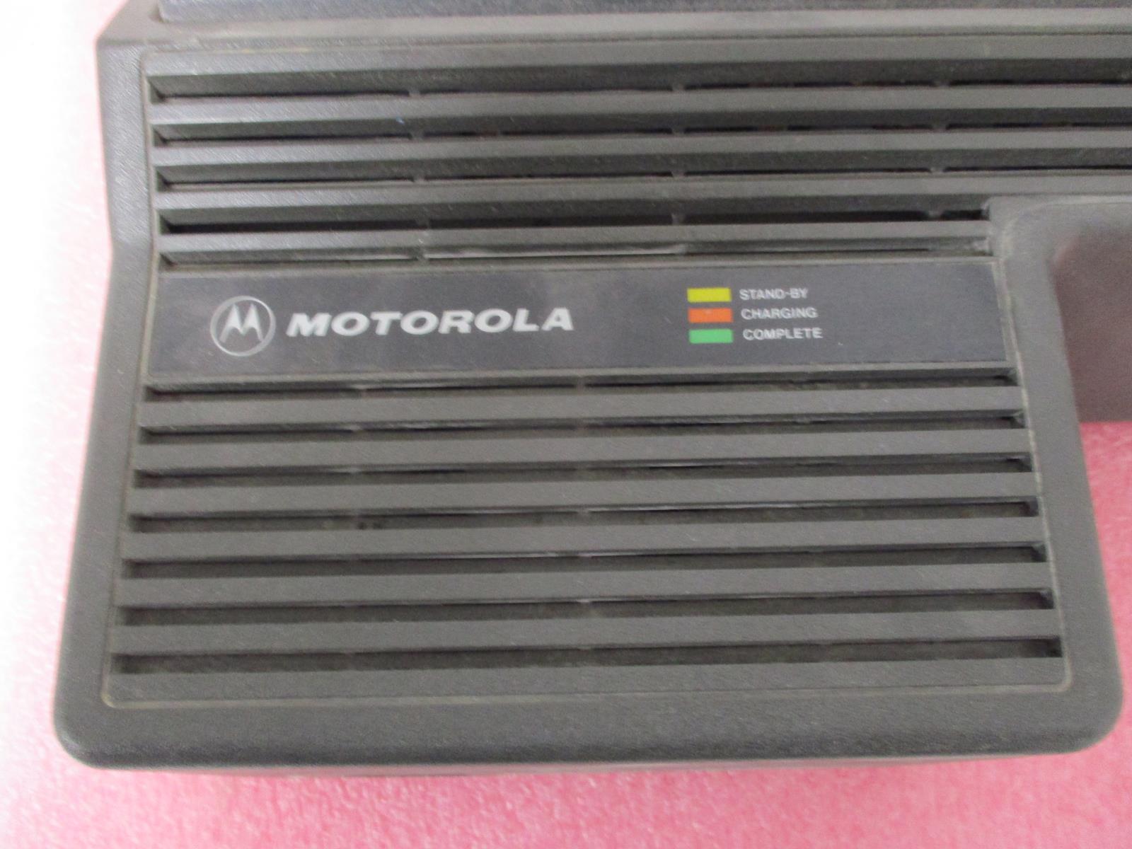 MOTOROLA NTN1177C UL BATTERY CHARGER