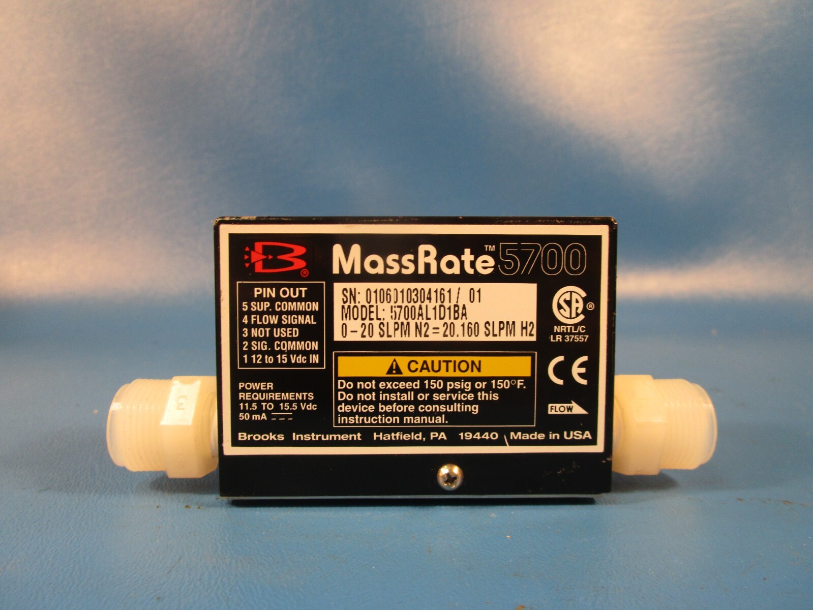 USED BROOKS MASSRATE 5700 ELECTRONIC FLOW METER MODEL 5700AL1D1BA
