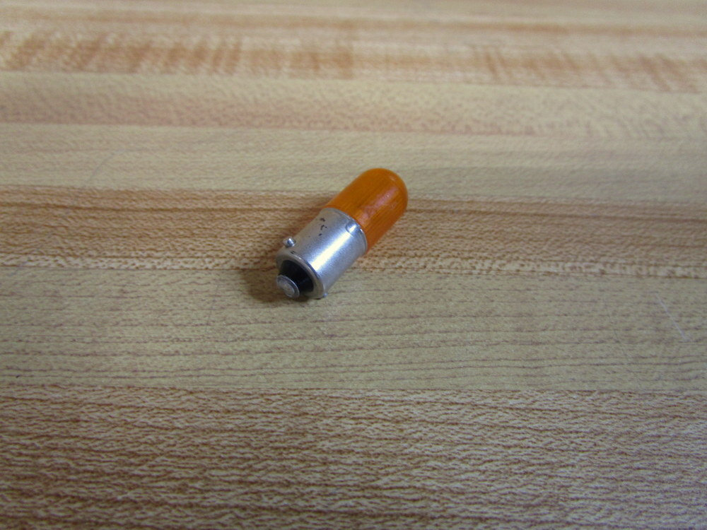 Allen Bradley 800T-N318A Amber Lamp Bulb 800TN318A 6VAC/DC (Pack of 10)