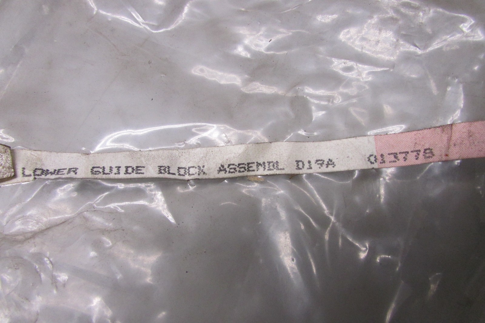 Signode Lower Guide Block Assembly 013778