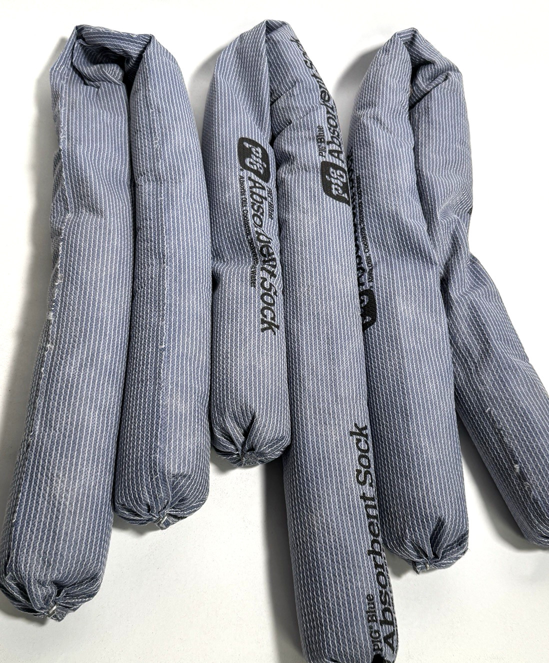 Lot of 3 PIG 4048 48″ x 3″ Blue Absorbent Socks Universal Use Oils Water Coolant