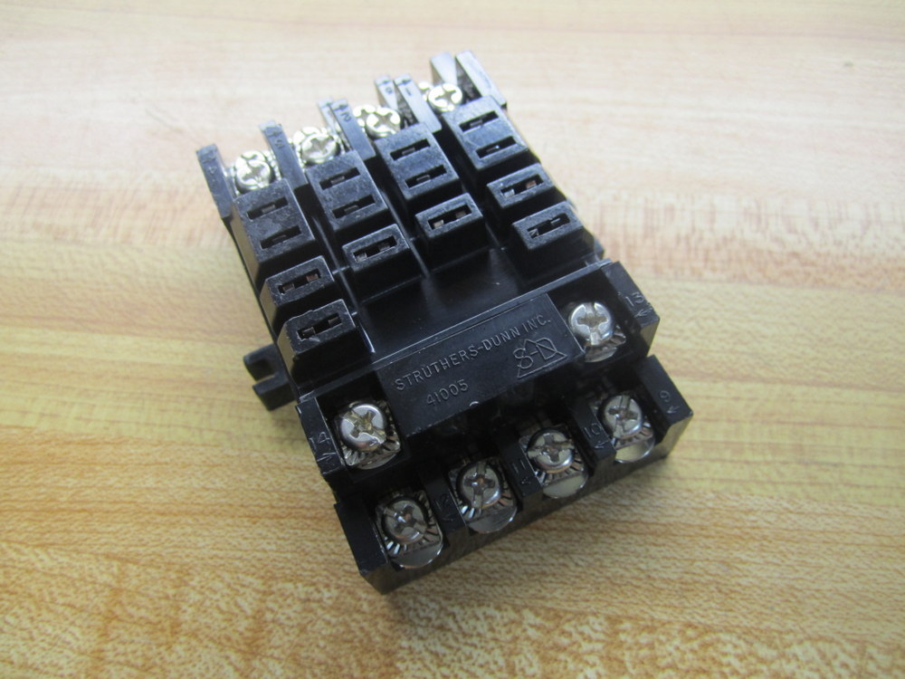 Struthers Dunn 41005 Relay Socket