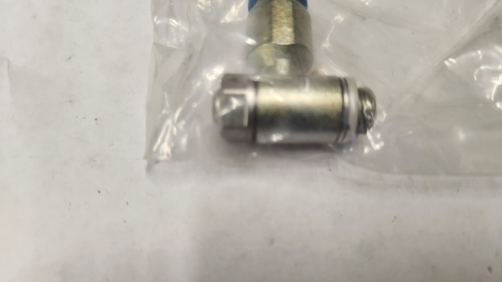 Festo GRLA-1/8-QS-8-D 193145 Flow Control Valve SHIPS FROM USA, NEW FACTORY SEAL