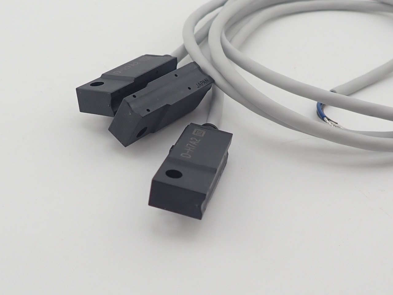 (Qty. 3) SMC D-H7A2 Auto Switch for Pneumatic Cylinder