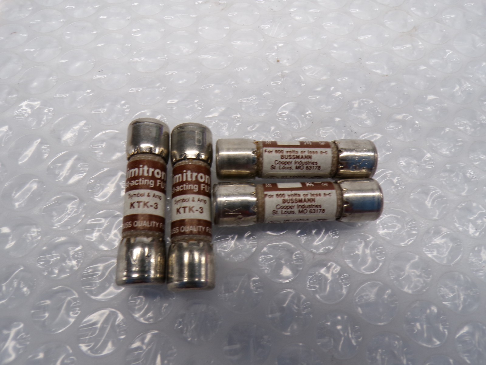 LIMITRON KTK-3 FUSE LOT OF 4 NSNP