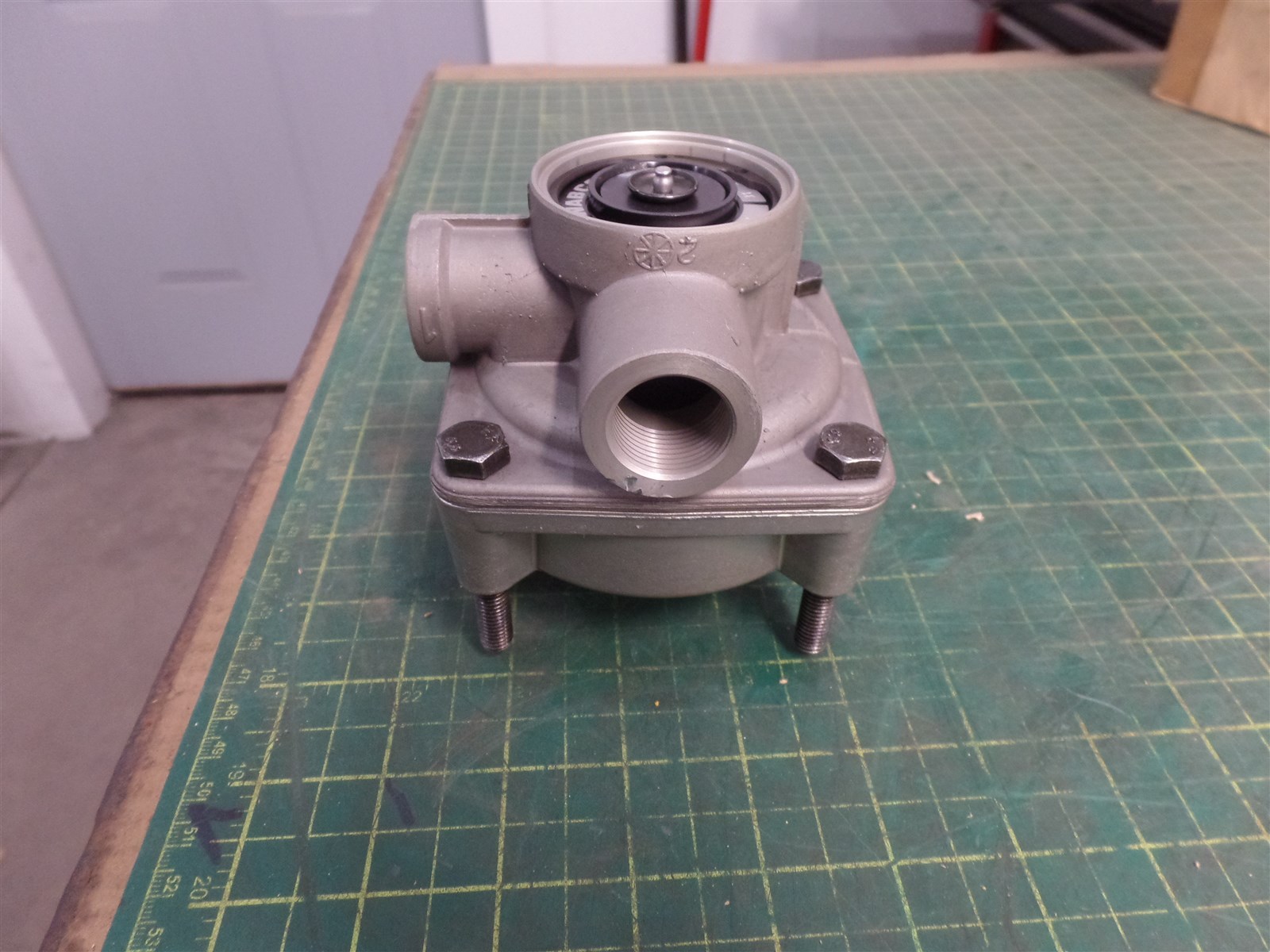 GENUINE TROJAN O&K PARTS 10071848500 RELAY VALVE ASSEMBLY, TEREX 10-10-071848500