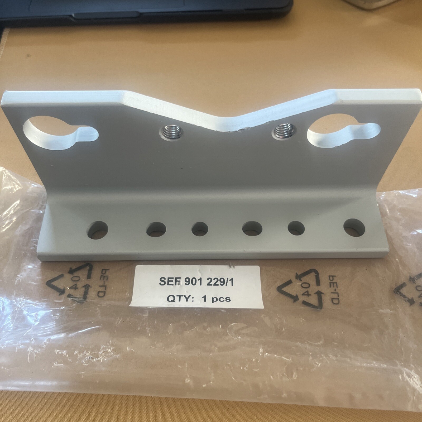 Erickson Mounting Bracket Sef 901 229/1