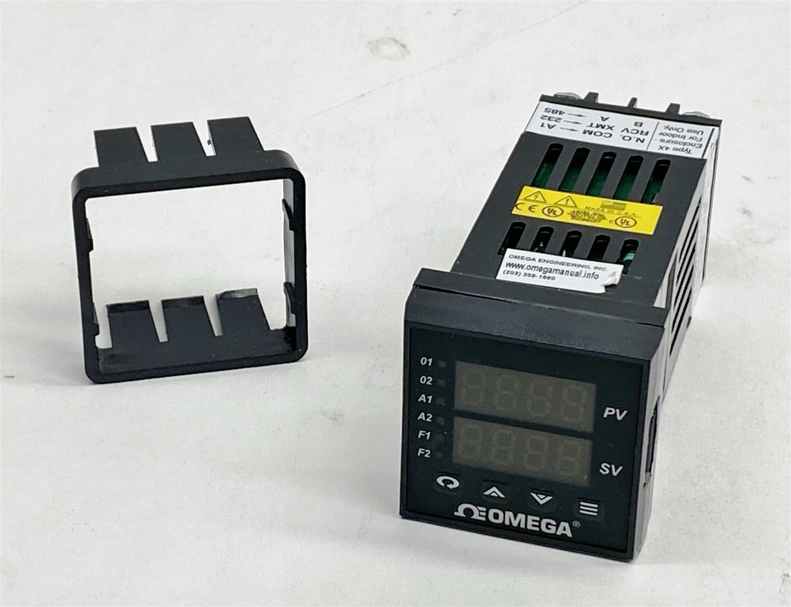 Omega CN8200 Series CN8202-R1-R2-AL1 Digital Temperature Process Controller