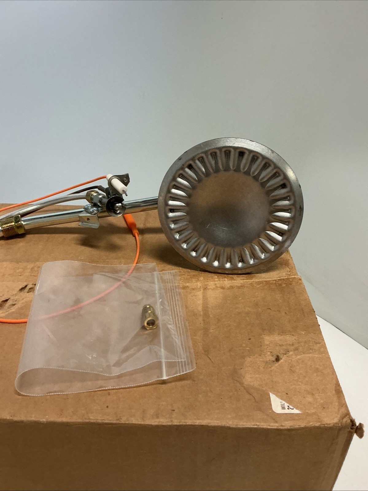 NEW, LOCHINVAR, 9006729005, FINAL BURNER ASSEMBLY, #40, NG, 100111435. (26G-2)