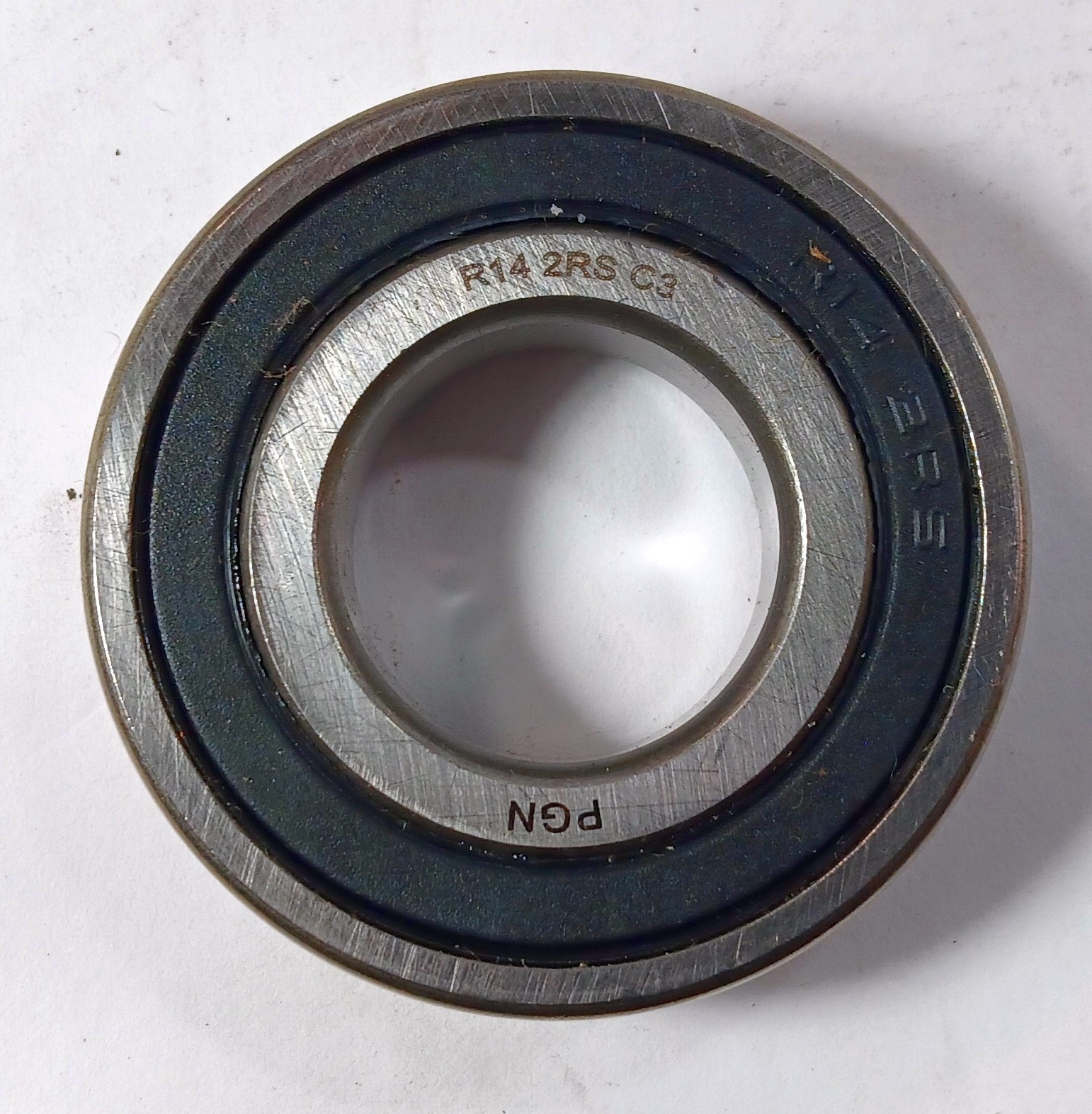 1 NEW PGN R14 2RS C3 RADIAL DEEP GROOVE BALL BEARING NNB ***MAKE OFFER***