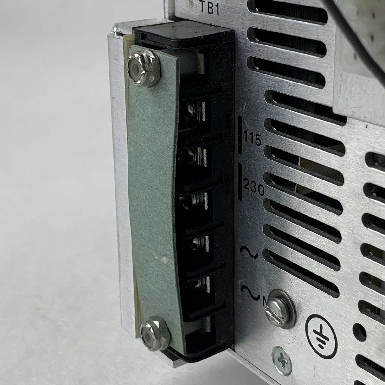 UNIPOWER JP5000 001-1620-100 1700W Industrial Power Supply