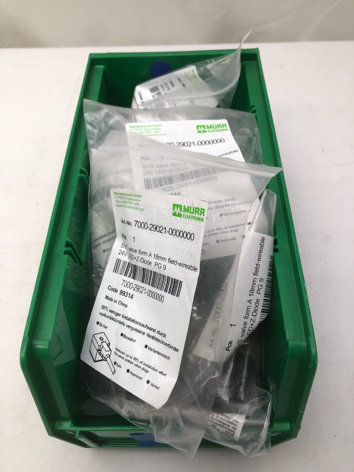 Murr Elektronik 7000-29021 Valve Connector Form A 18mm 24V LED Z-Diode PG9