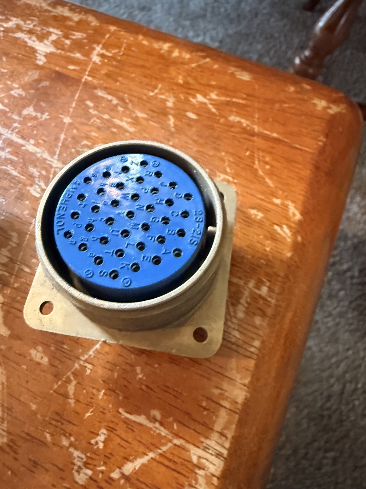 NEW AMP Amphenol MIL SPEC Receptacle Plug 37P # AN3102A-28-21S 28-21SZ