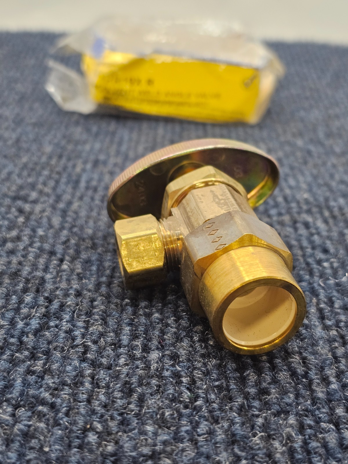 Brasscraft MPR19X R 1/2″ CPVC X 3/8″ OD Compression Angle Stop Rough Finish